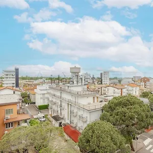 appartamento-piazza-mazzini.hotelslidodijesolo.com/